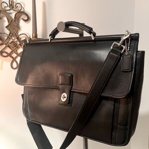 COACH Barclay Messenger Briefcase Laptop Bag Black Leather - F06456